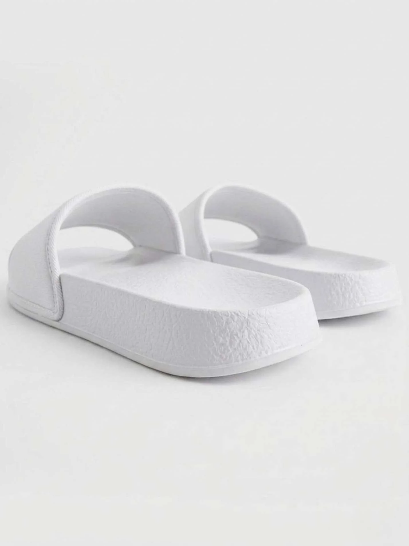Somerville College Oxford MCR Traditional Crest Lightweight Essentials Sliders - Image 2