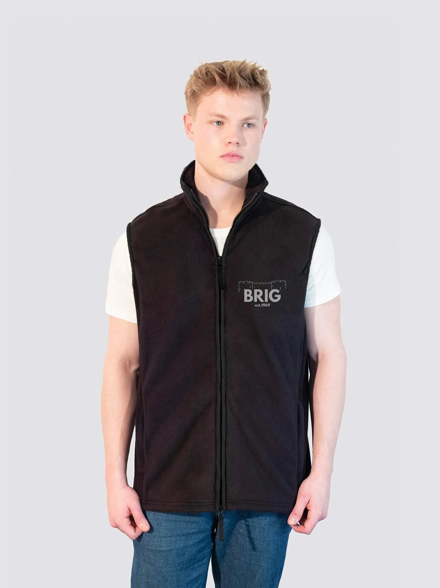 Brig Newspaper Men's Heritage Gilet Fleece - Image 5