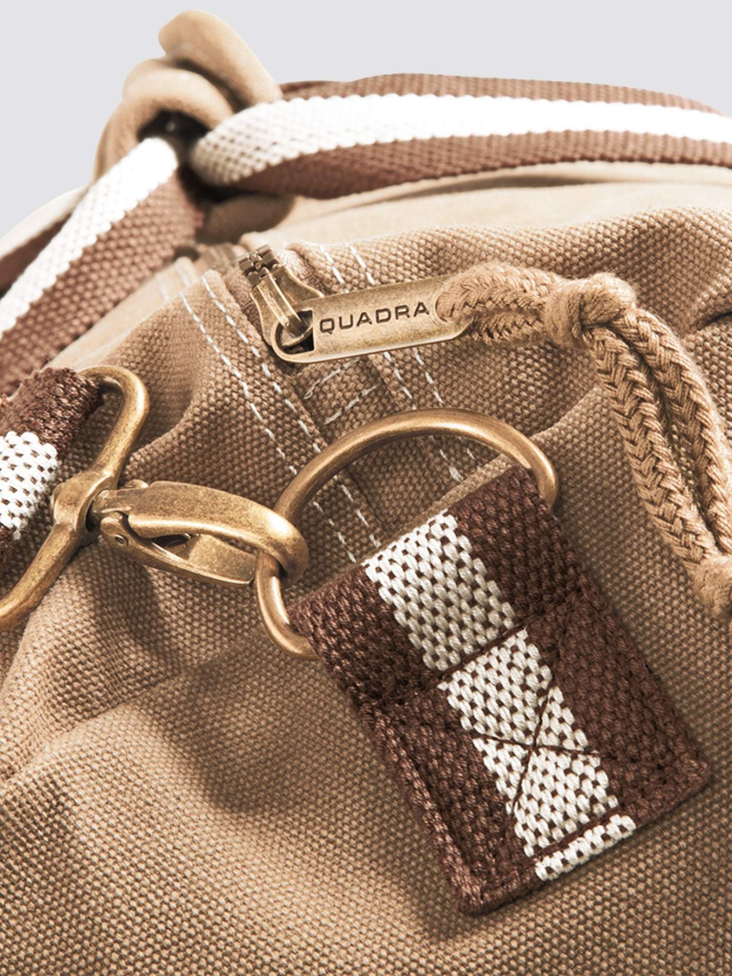 Emmanuel MedVet Society Vintage Canvas Weekender Holdall - Image 6