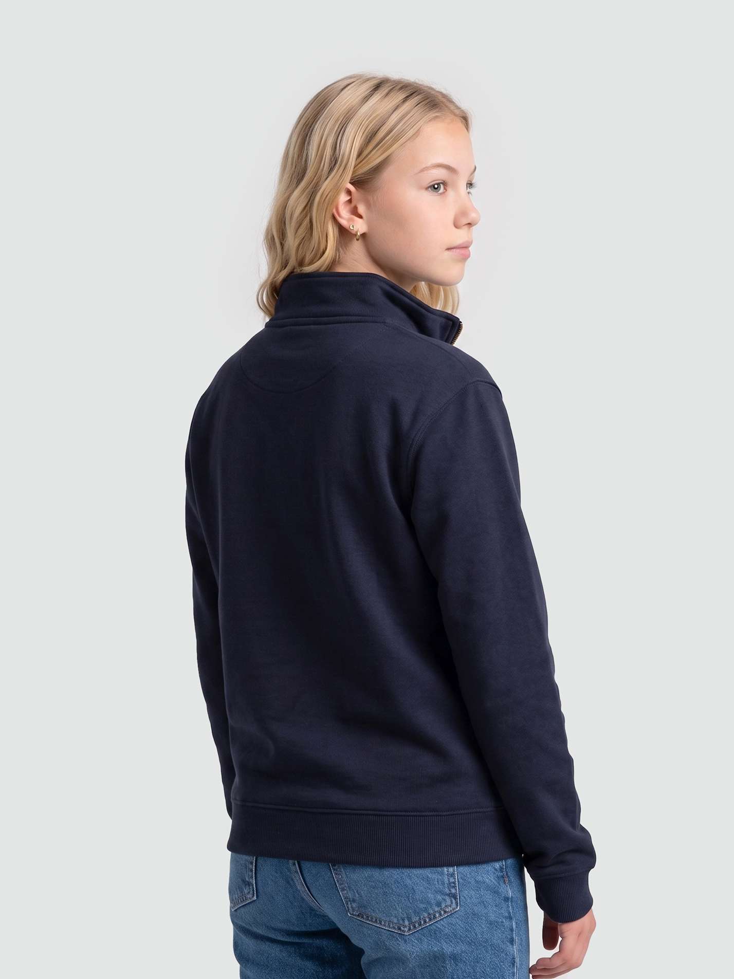 Fenwick House Women's 1/4 zip sweatshirt - Image 5