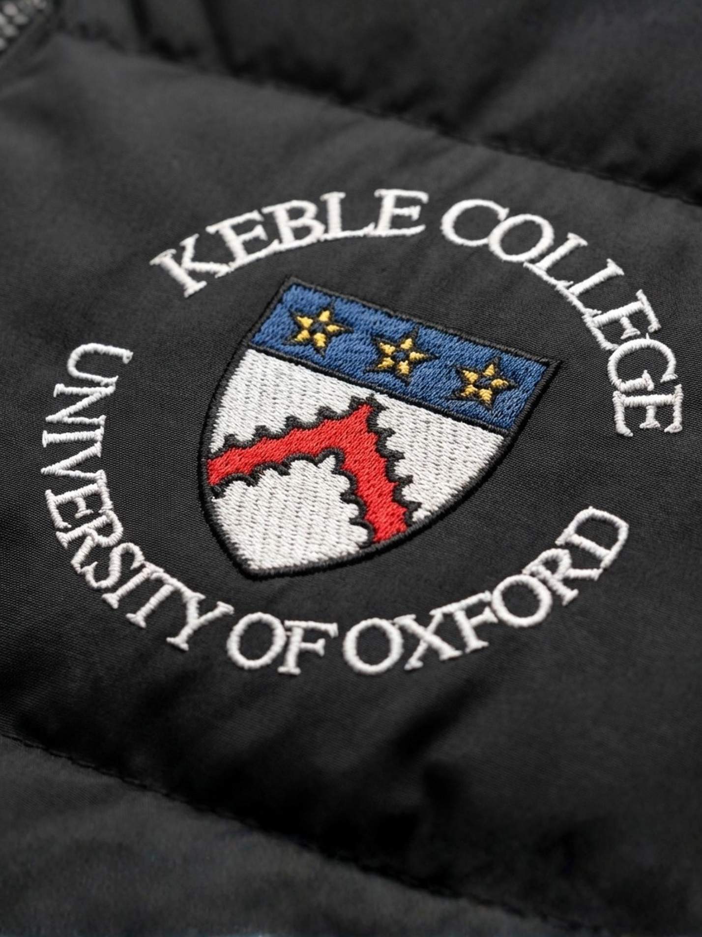 Keble College Oxford JCR Sustainable Unisex Hooded Puffer Jacket - Image 3