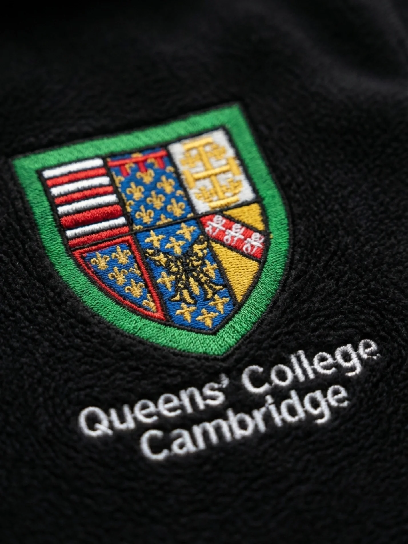Queens' College Cambridge MCR Unisex Fluffy Sherpa Fleece Jacket - Image 3