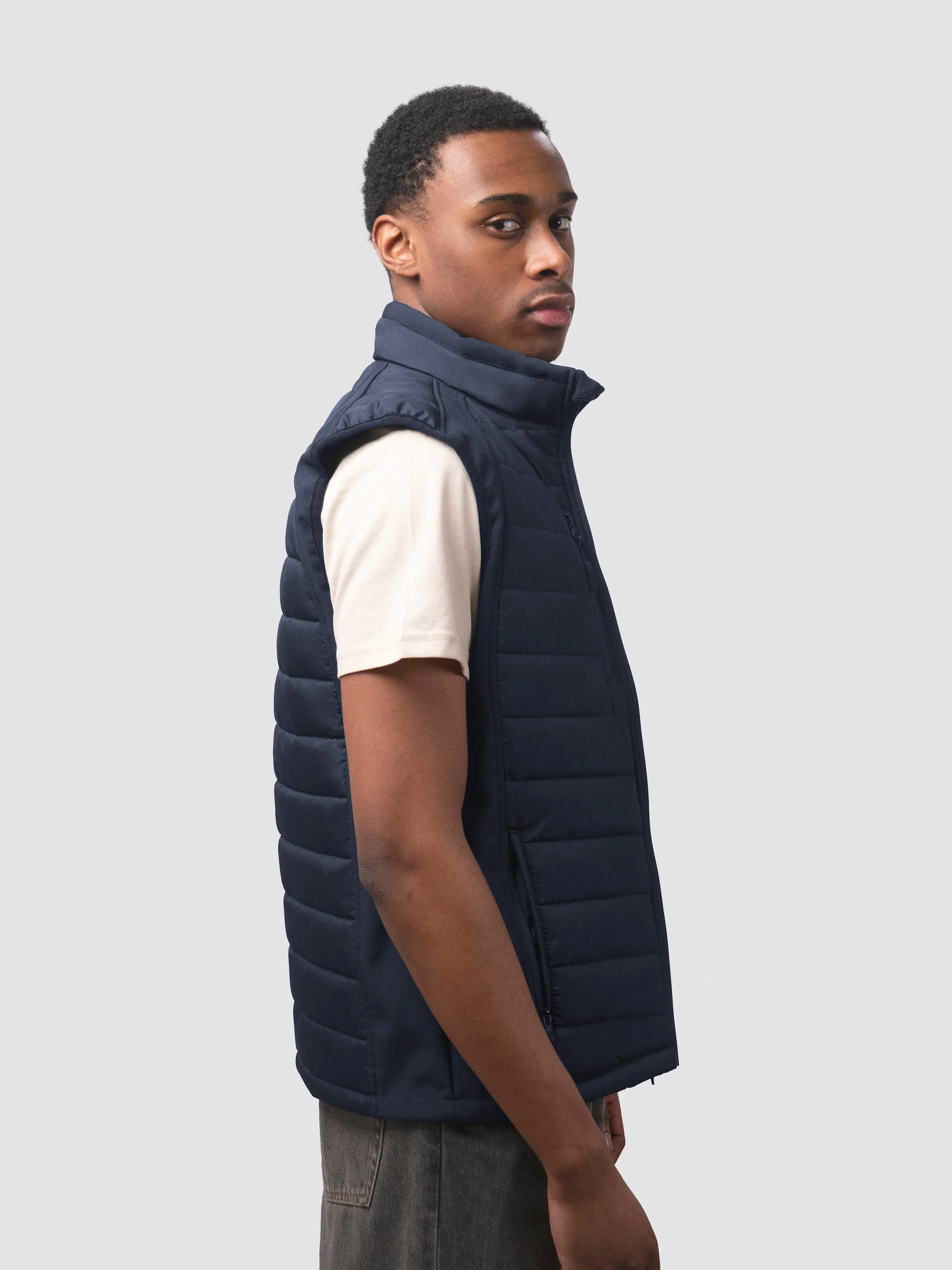 Regent's Park College Oxford MCR Sustainable Unisex Gilet Puffer - Image 4