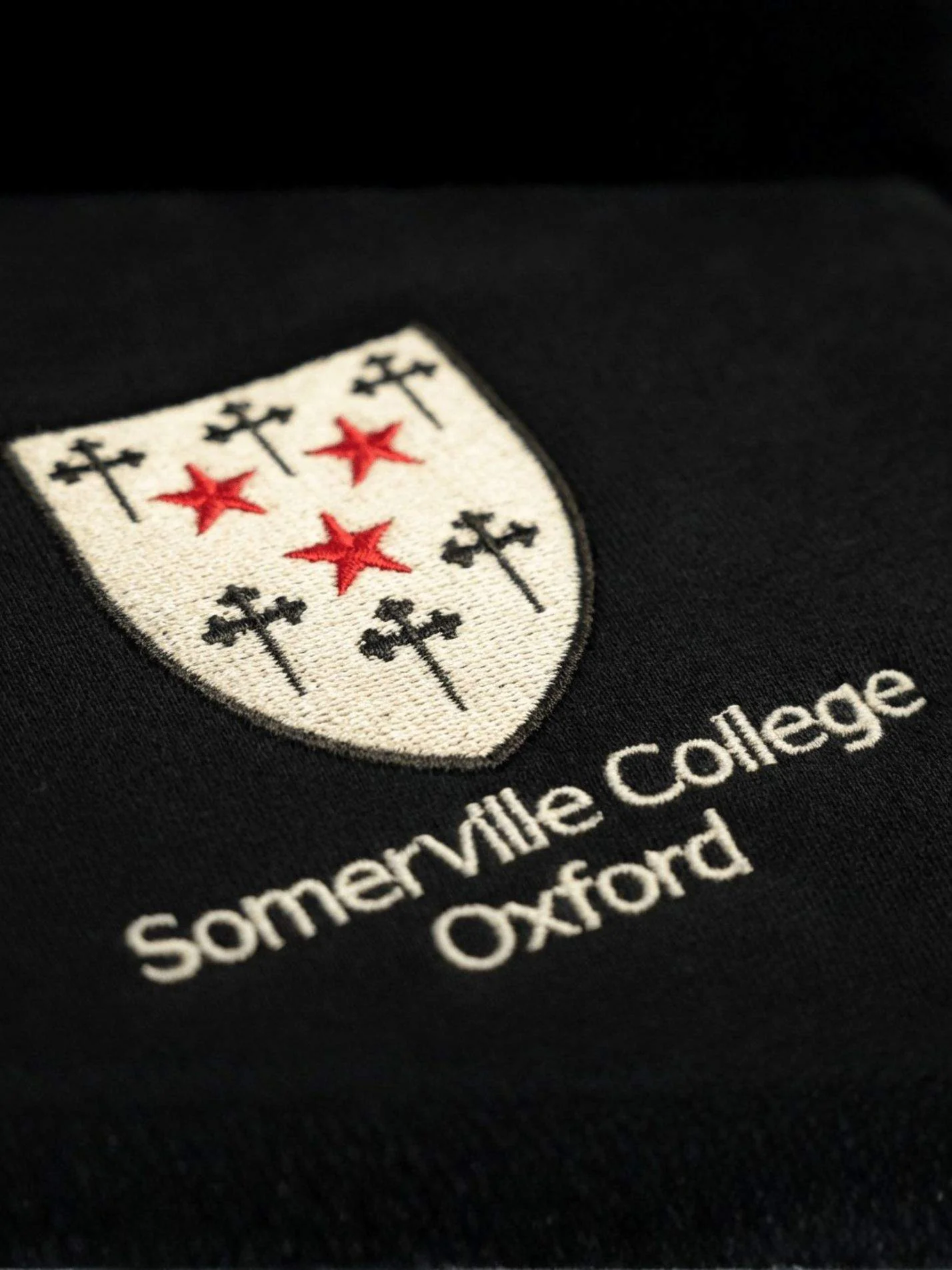 Somerville College Oxford MCR Traditional Crest Men's Running Hoodie - Image 3