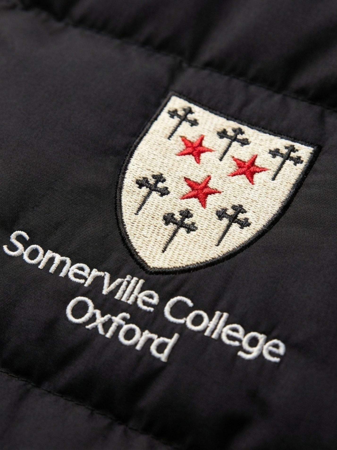 Somerville College Oxford MCR Traditional Crest Ladies Puffer Jacket - Image 3