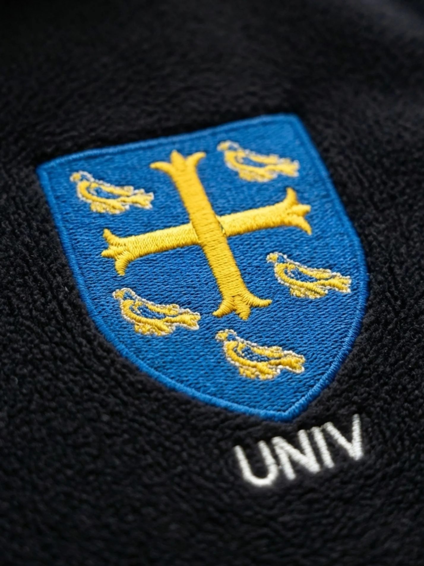 University College Oxford Unisex Fluffy Sherpa Fleece Jacket - Image 3