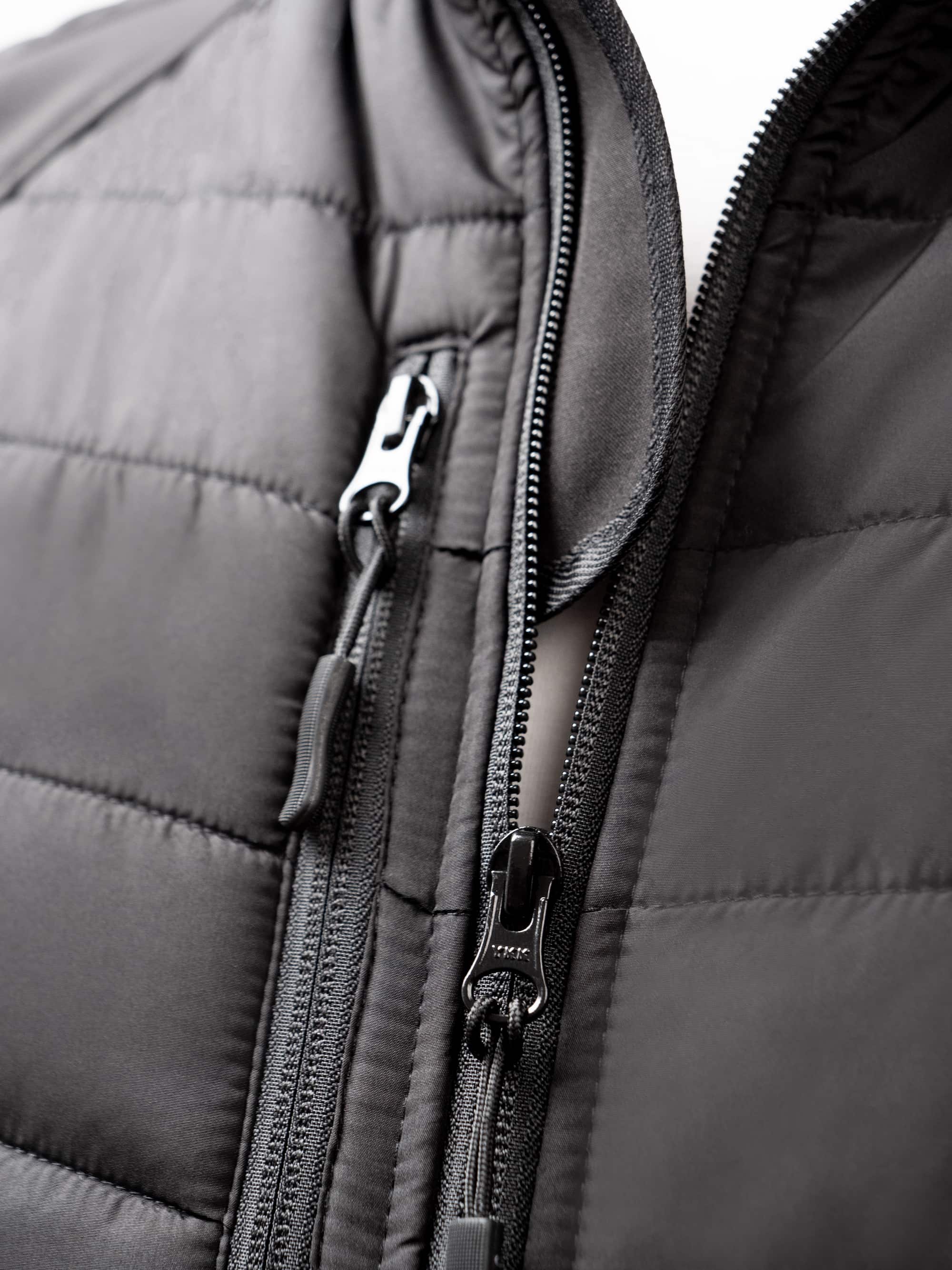 UCL EFS Sustainable Unisex Gilet Puffer - Image 2